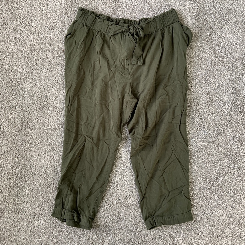 Olive Green Paperbag Waist Cropped Pants
